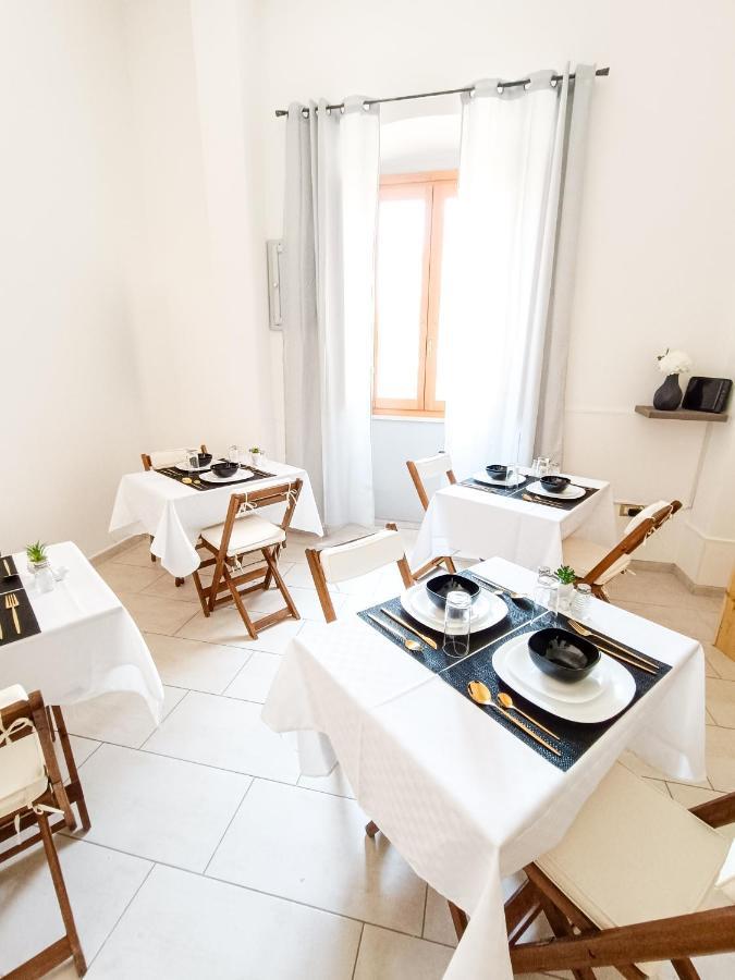 La Residenza B&B Giba Exteriör bild