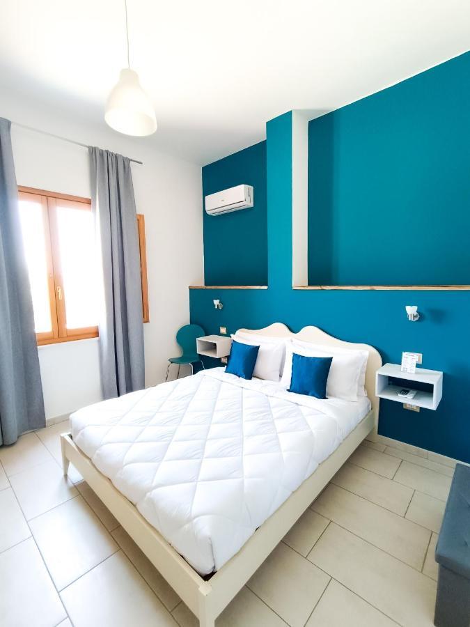 La Residenza B&B Giba Exteriör bild